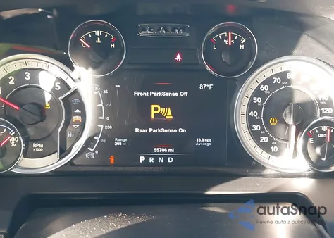 2018 Ram 2500 Laramie 4X4 6'4 Box из США, поврежденный, VIN 3C6UR5FL2JG169947